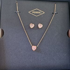 NWOT Fossil necklace/earrings set